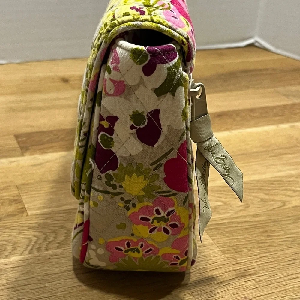 Vera Bradley gently used